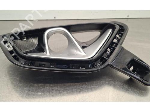 Grill KIA STONIC (YB) 1.0 T-GDi (101 hp) 31374970