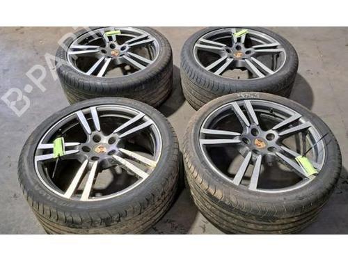 Used Rim PORSCHE CAYENNE (92A) 3.0 Diesel (239 hp) 23629835