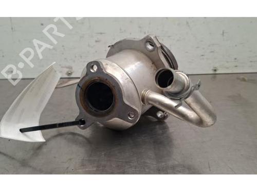 egr-renault-megane-iv-hatchback-b9amn_-2015-39453182 main image