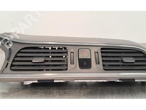 Used Air vent RENAULT KADJAR (HA_, HL_) 1.2 TCe 130 (HLMR) (130 hp) 27456649