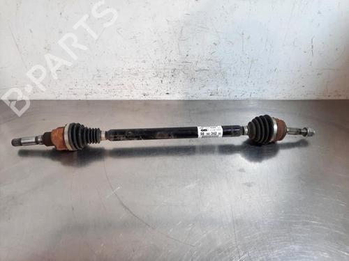 Used Right front driveshaft OPEL CORSA F (P2JO) 1.2 (68) (75 hp) 30187545