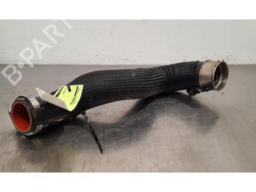 Used Intercooler pipe Intercooler pipe PEUGEOT 3008 II SUV (MC_, MR_, MJ_, M4_) Hybrid (224 hp) 34198696 34198696
