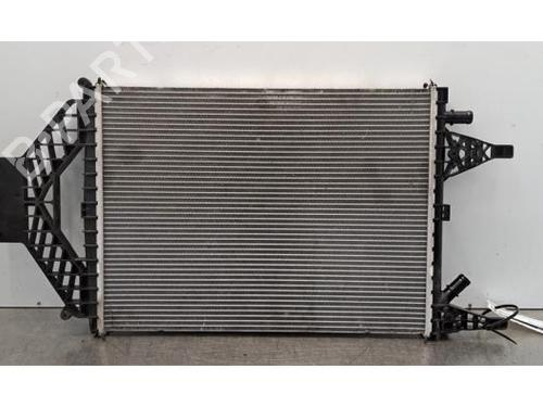 water-radiator-dacia-bigster-2024-39645738 main image