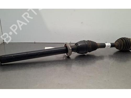 Drivaksel fortil Højre MERCEDES-BENZ GLA-CLASS (X156) GLA 180 (156.942) (122 hp) 31366331