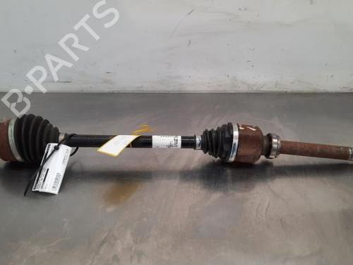 Used Right front driveshaft PEUGEOT 308 III (FB_, FH_, FP_, F3_, FM_) PureTech 130 (FPHNSL, FPHNST) (131 hp) 23611184