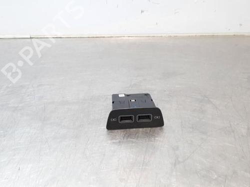 Used Electronic module VW POLO VI (AW1, BZ1, AE1) 1.6 TDI (95 hp) 15031426