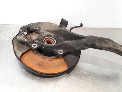 Used Left front steering knuckle VOLVO XC90 II (256) T6 AWD (320 hp) 17563021