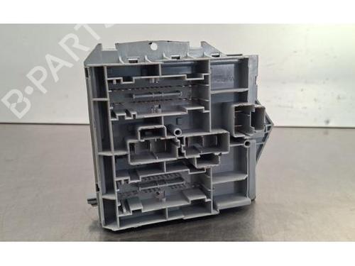 Fuse box OPEL MOVANO C Van (U9) 2.2 D | BP32353923E1 