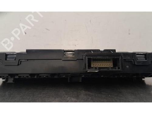 Warning switch DACIA DUSTER (HM_) 1.3 TCe 150 (HMM3) | BP30053927I22 