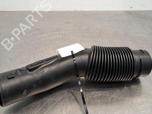 Pipe PEUGEOT 5008 II (MC_, MJ_, MR_, M4_) 1.2 Hybrid 136 (MRHPYC) | BP23610123M125 