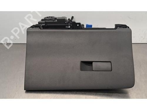 Used Glove box PEUGEOT 308 III (FB_, FH_, FP_, F3_, FM_) e-308 (FMZKWZ) (156 hp) 30651102
