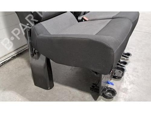 Right front seat PEUGEOT EXPERT Van (V_) 2.0 BlueHDi 145 | BP30806467C16 
