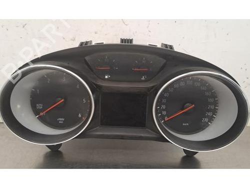Used Instrument cluster OPEL ASTRA K Sports Tourer (B16) 1.6 CDTi (35) (136 hp) 33132117