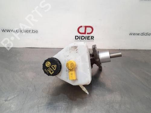 Used Brake master cylinder VW AMAROK (2HA, 2HB, S1B, S6B, S7A, S7B, AGD) 3.0 TDI 4motion (258 hp) 31692057