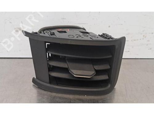 air-vent-toyota-mirai-jpd2_-2020-33997337 main image