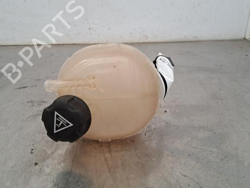 Used Expansion tank OPEL CORSA F (P2JO) 1.2 (68) (75 hp) 23600340