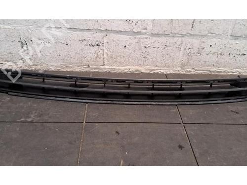 Grill OPEL MOKKA 1.2 (76) (131 hp) 31076546