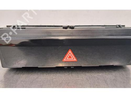 Used Warning switch Warning switch AUDI Q4 E-TRON SUV (F4B) 45 quattro (265 hp) 34199846 34199846