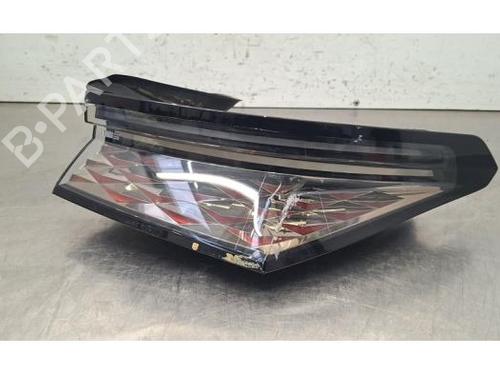 Used Right taillight Right taillight DS DS 4 II (FR_, FB_, F3_, FP_) PureTech 225 (FP5GGT) (224 hp) 40517751 40517751