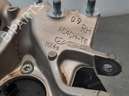Right rear steering knuckle KIA SORENTO I (JC) 2.5 CRDi | BP11729088M28 