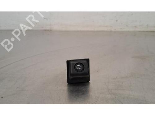 Used Camera RENAULT ARKANA I (LCM_, LDN_) 1.3 TCe 140 (LDN0) (140 hp) 26441850