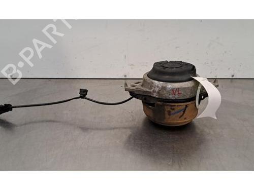 Used Engine mount MERCEDES-BENZ GLE (W166) 250 d 4-matic (166.004) (204 hp) 30605445