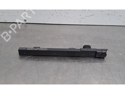 Used Antenna/Base Antenna/Base 39153328 39153328