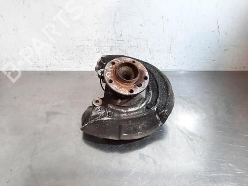Used Right front steering knuckle BMW 1 (F20) 120 i (184 hp) 25795895