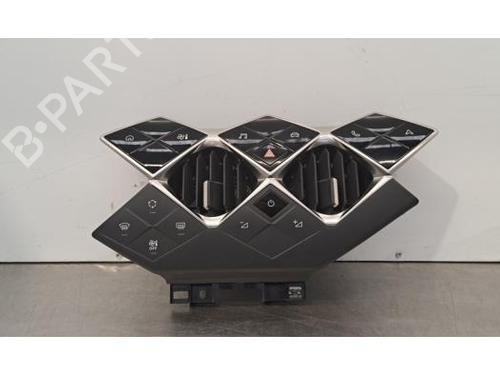 Used Air vent DS DS 3 / DS 3 CROSSBACK (UR_, UC_, UJ_) 1.5 BlueHDi 130 (UCYHZR) (130 hp) 30194940