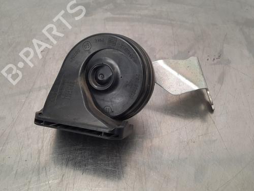 Used Horn VOLVO XC40 (536) D3 (150 hp) 15789785