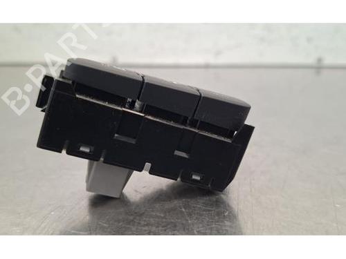 Switch TOYOTA YARIS CROSS (MXP_) 1.5 Hybrid AWD-i (MXPJ16) | BP40289208I30 - Image 4