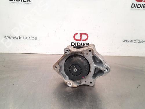 Used Engine mount BMW 3 Touring (F31) 318 i (136 hp) 10896216
