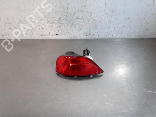 Used Rear bumper right light RENAULT MEGANE IV Grandtour (K9A/M/N_) 1.5 Blue dCi 115 (K9A6) (116 hp) 30532597