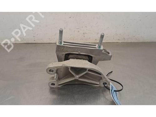 Used Engine mount Engine mount CITROËN JUMPY III Van (V_) E-JUMPY (136 hp) 33918153 33918153