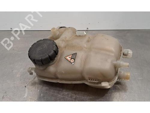 Used Expansion tank MERCEDES-BENZ A-CLASS Saloon (V177) A 180 (177.184) (136 hp) 31054353