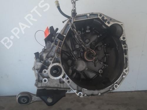 Used Gearbox RENAULT CLIO V (B7_) 1.5 Blue dCi 85 (B7AG) (86 hp) 17563245