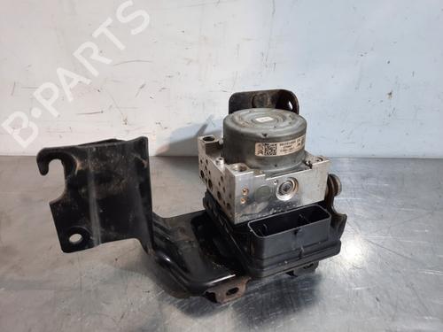 ABS Bremseaggregat PEUGEOT 208 I (CA_, CC_) 1.2 VTI 82 (82 hp) 15033489