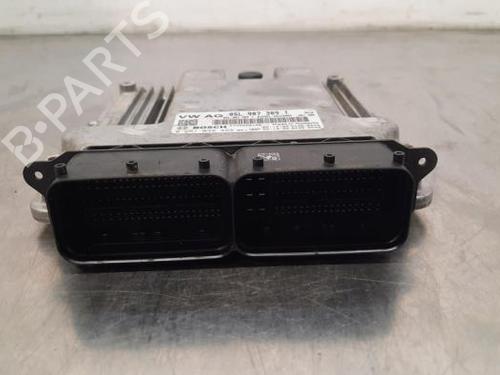Used Engine control unit (ECU) VW TOURAN (5T1) 2.0 TDI (150 hp) 23626887