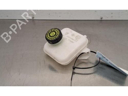 Used Brake fluid reservoir Brake fluid reservoir BYD e6 EV (122 hp) 33917961 33917961