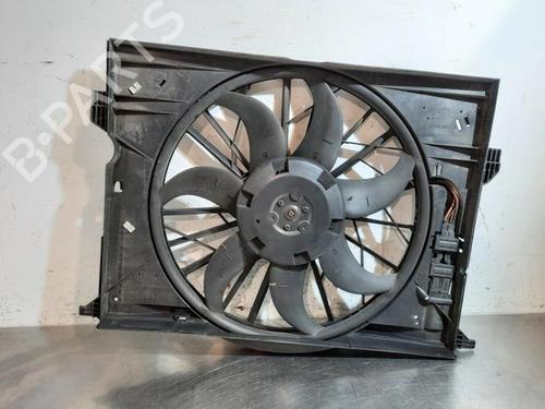Used Radiator fan MERCEDES-BENZ CLS (C219) CLS 320 CDI (219.322) (224 hp) 25251803