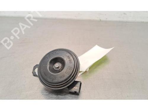 Used Horn TOYOTA YARIS (_P21_, _PA1_, _PH1_) 1.5 Hybrid (MXPH10, MXPH11) (116 hp) 29045340