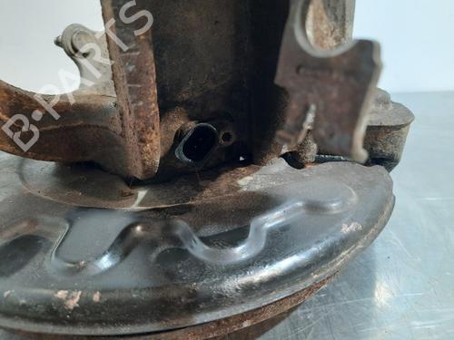 Right front steering knuckle SKODA ROOMSTER (5J7) 1.2 TSI | BP15032943M26 