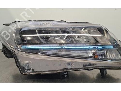 Used Right headlight SUZUKI VITARA (LY) 1.4 Hybrid (Mild Hybrid) (APK414) (129 hp) 32222753