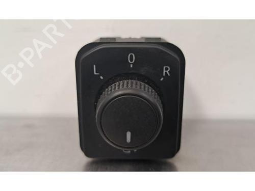 Commande retroviseurs SEAT IBIZA V (KJ1, KJG) 1.0 TSI (95 hp) 29222837