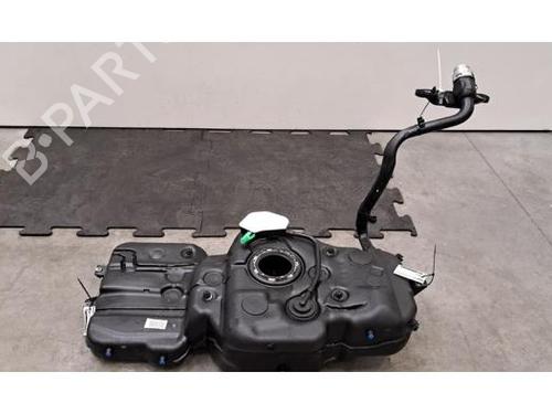 Used Fuel tank Fuel tank PORSCHE MACAN (95B) 3.0 S Diesel (258 hp) 40025722 40025722