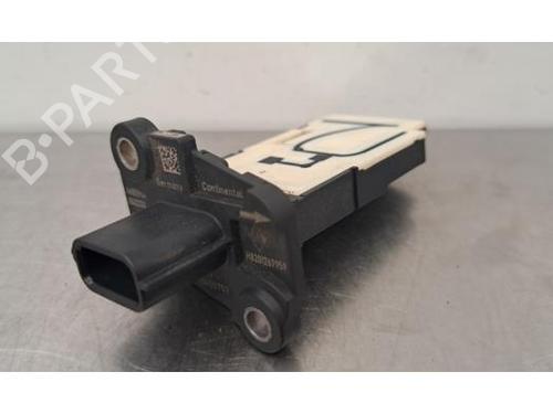 Used Mass air flow sensor RENAULT TRAFIC III Van (FG_) 1.6 dCi 125 (FGMH) (125 hp) 29703498