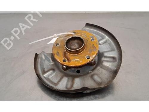 Venstre hjullejehus spindel SUZUKI SX4 S-Cross (JY) 1.4 Hybrid (Mild Hybrid) (AKK 414) (129 hp) 31241326