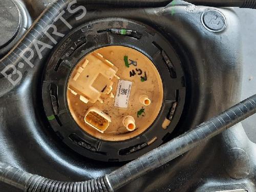 Used Fuel pump BMW X3 (G01, F97, G08) sDrive 18 d (150 hp) 10881094