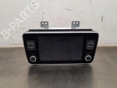 Used Display monitor NISSAN LEAF (ZE1) Electric (150 hp) 23594730