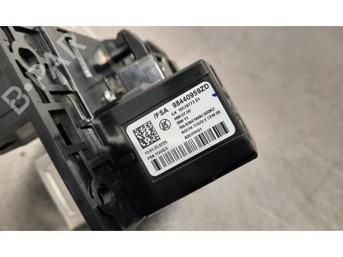 Gear lever PEUGEOT 3008 II SUV (MC_, MR_, MJ_, M4_) 1.2 Hybrid 136 (MRHPYE) | BP24991307M90 